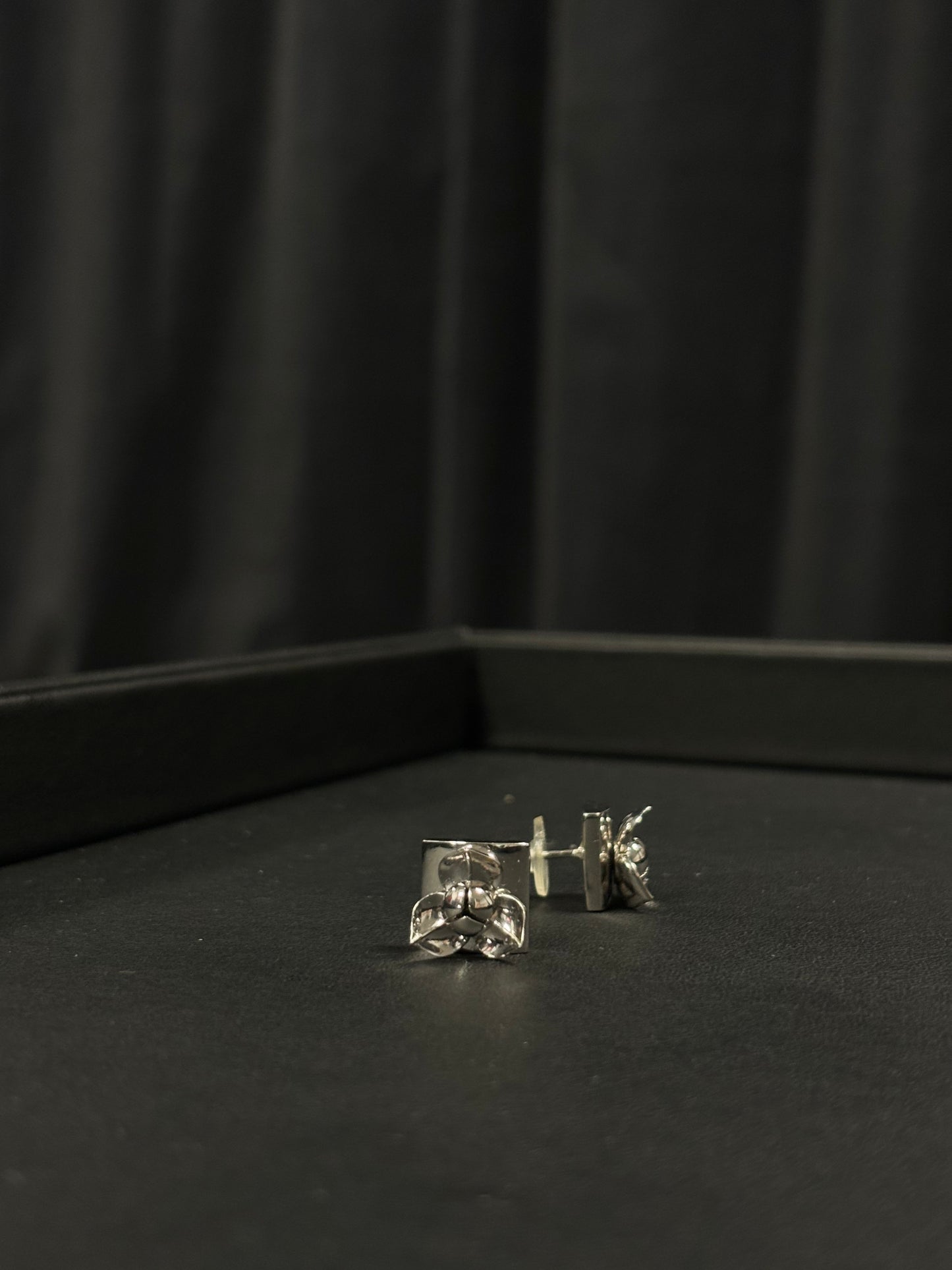 Rumdoul Square Earrings