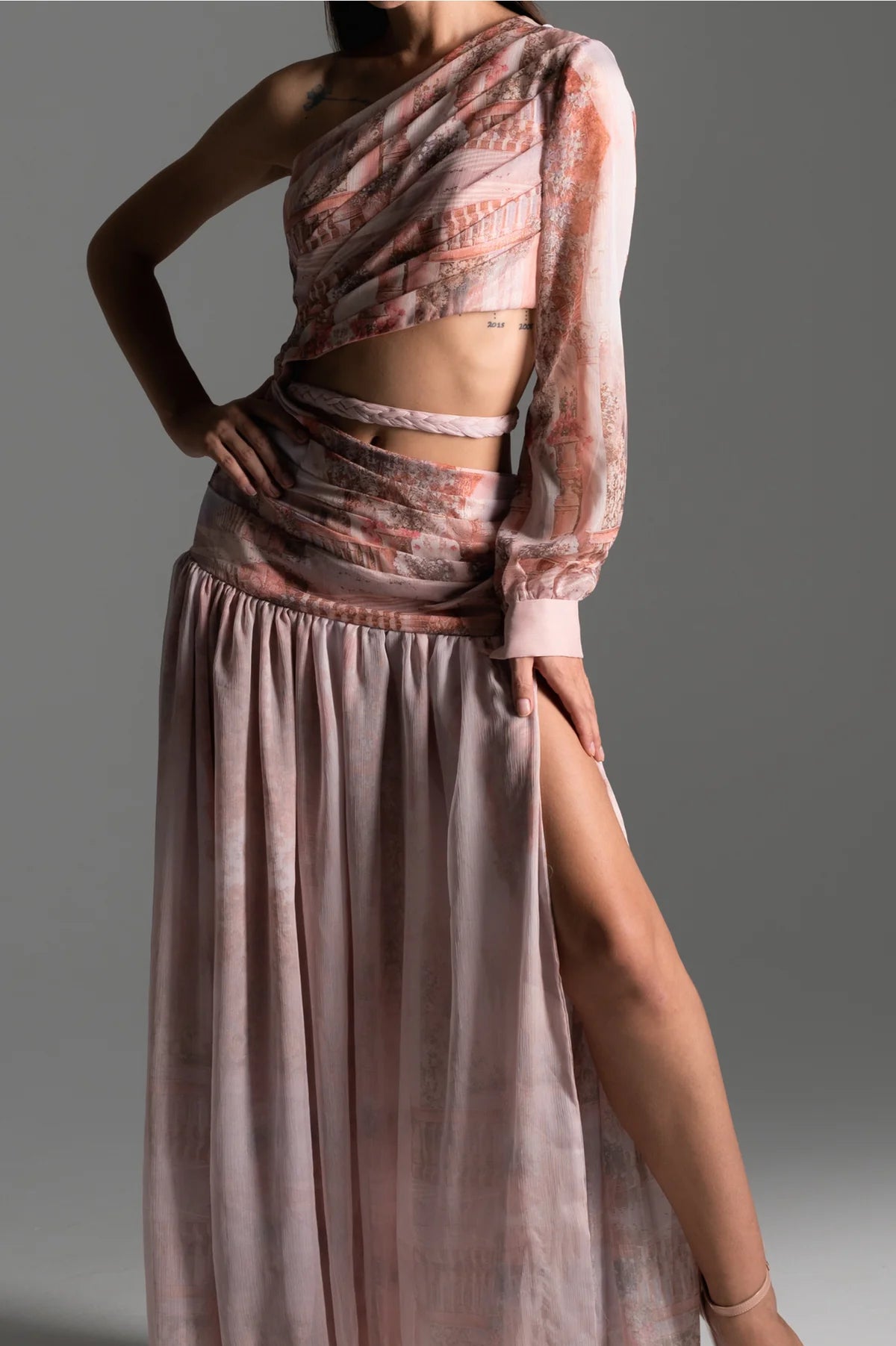 Robe Rose Grecque à une Épaule