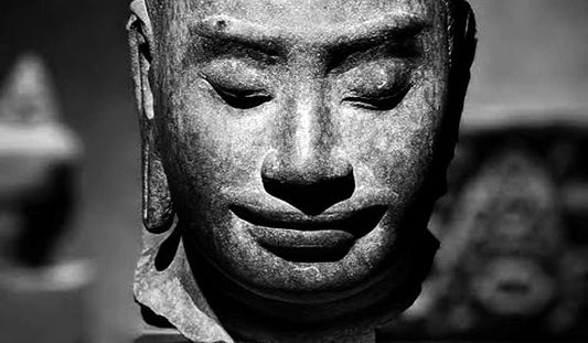 Jayavarman VII : le roi visionnaire qui transforma l’Empire khmer