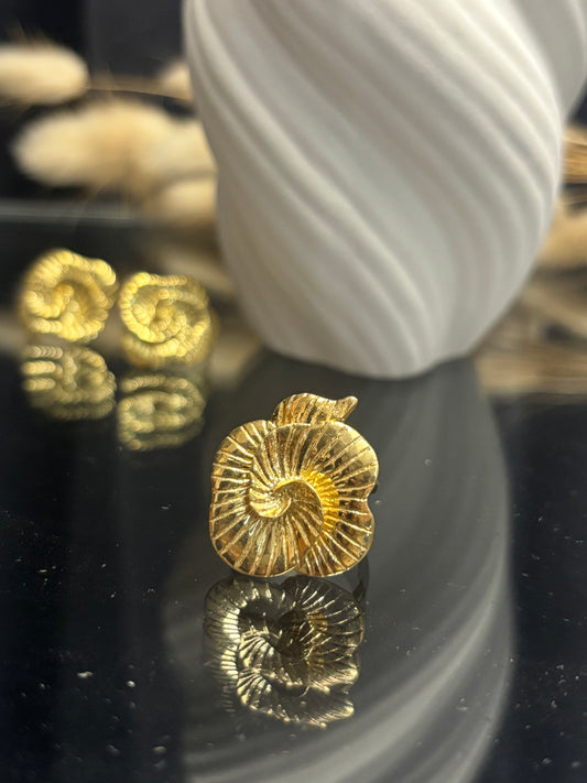 Morokot Textured Ring