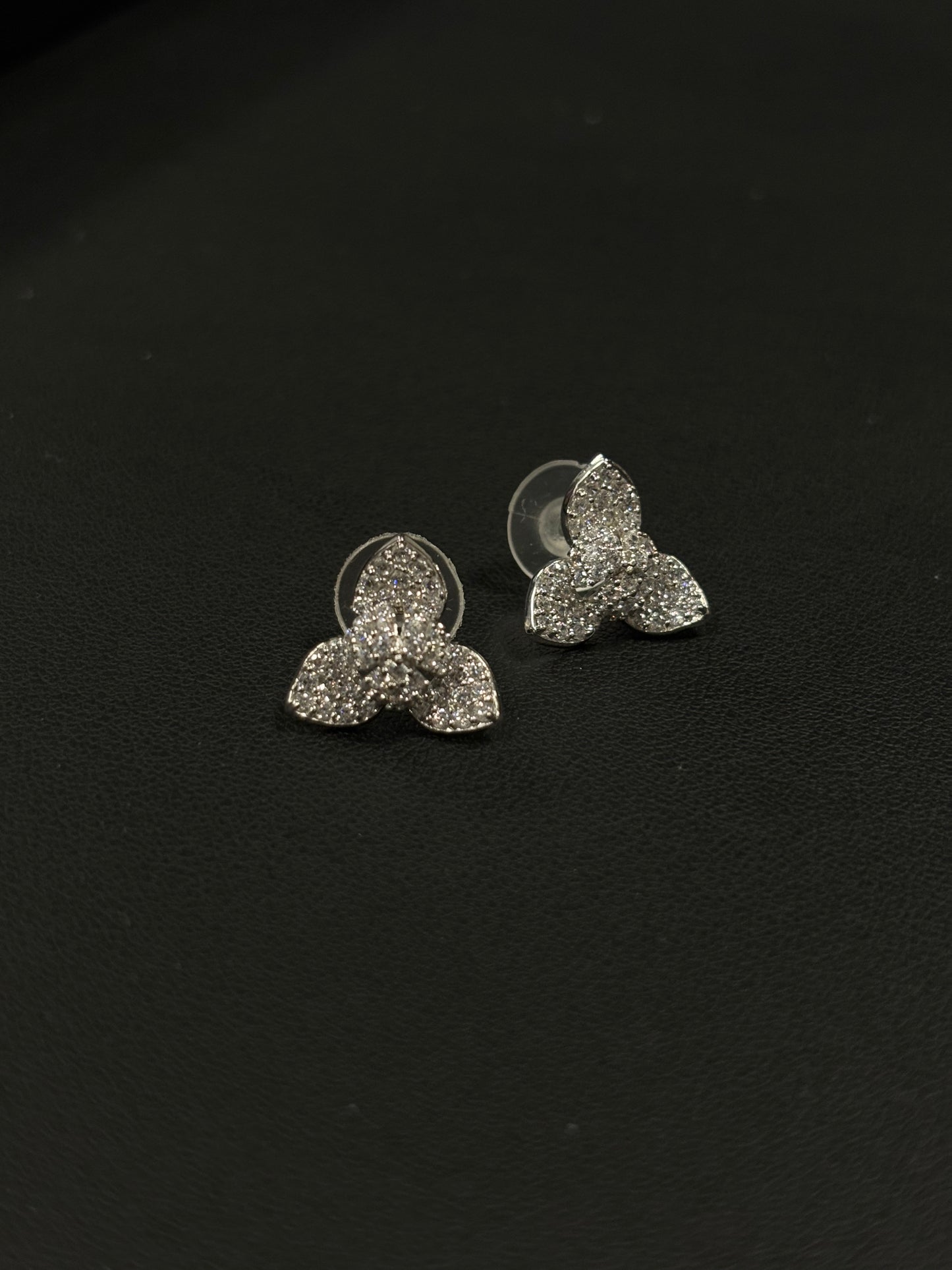 Romduol Earrings