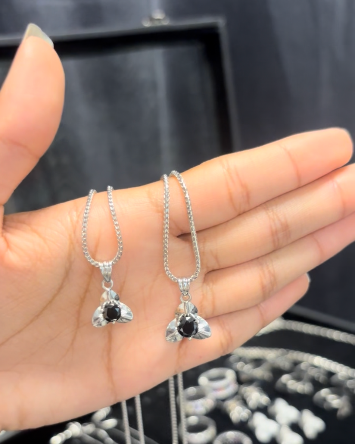 Pendentif et Collier I.Rumdoul Black Stone Chhin Jewelry khmer