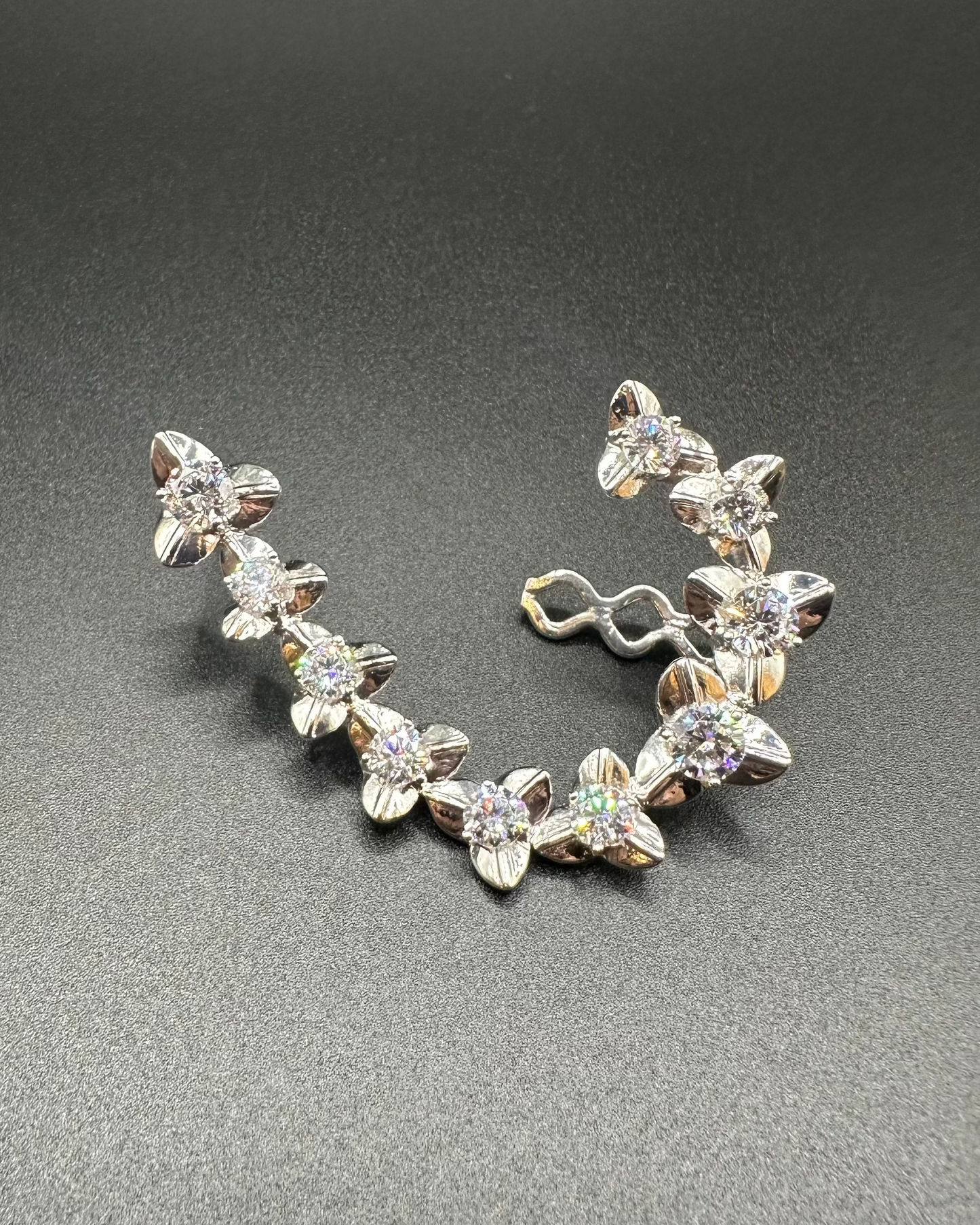 I.Rumdoul Clip Earrings